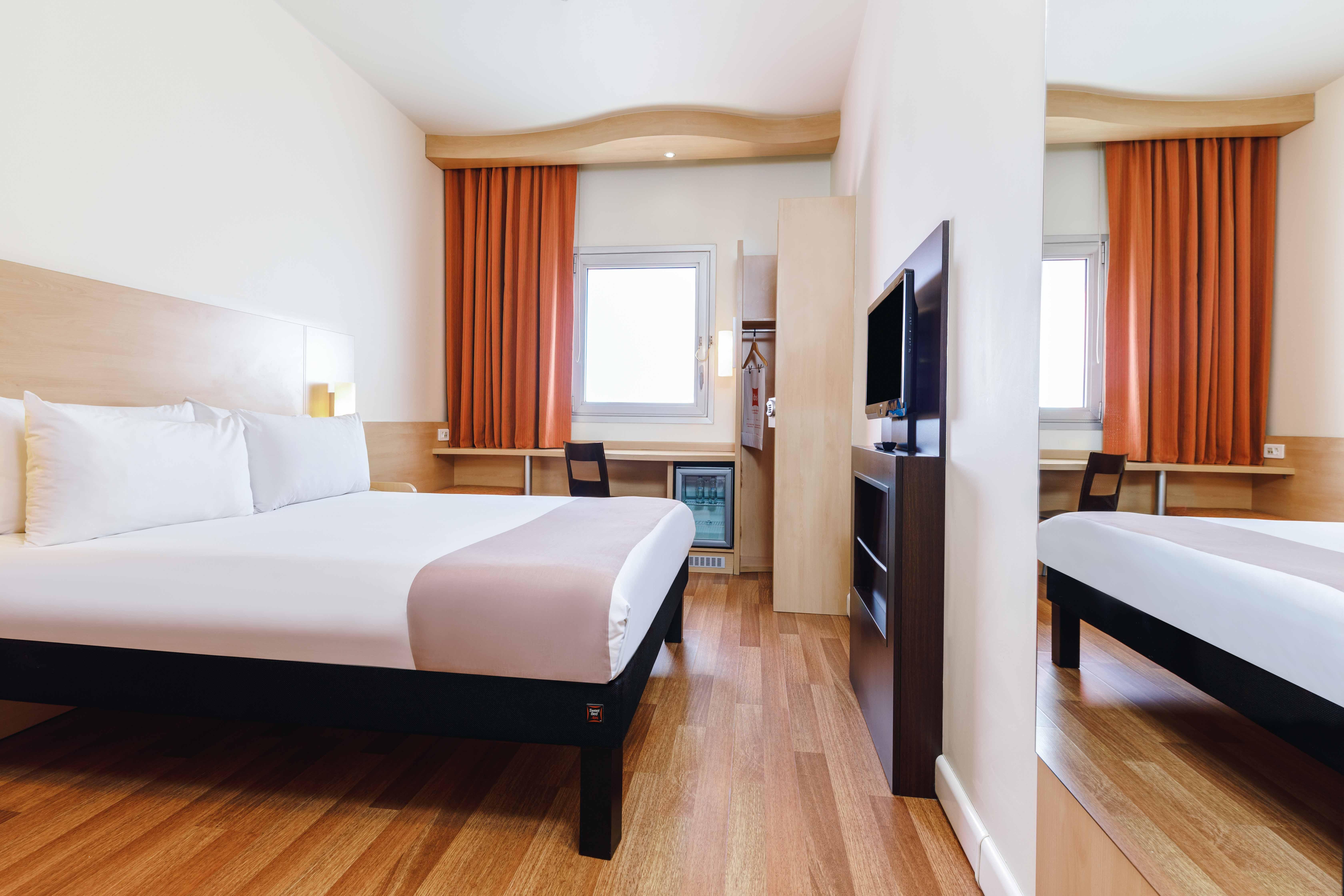 Ibis Istanbul Esenyurt Hotel Exterior photo
