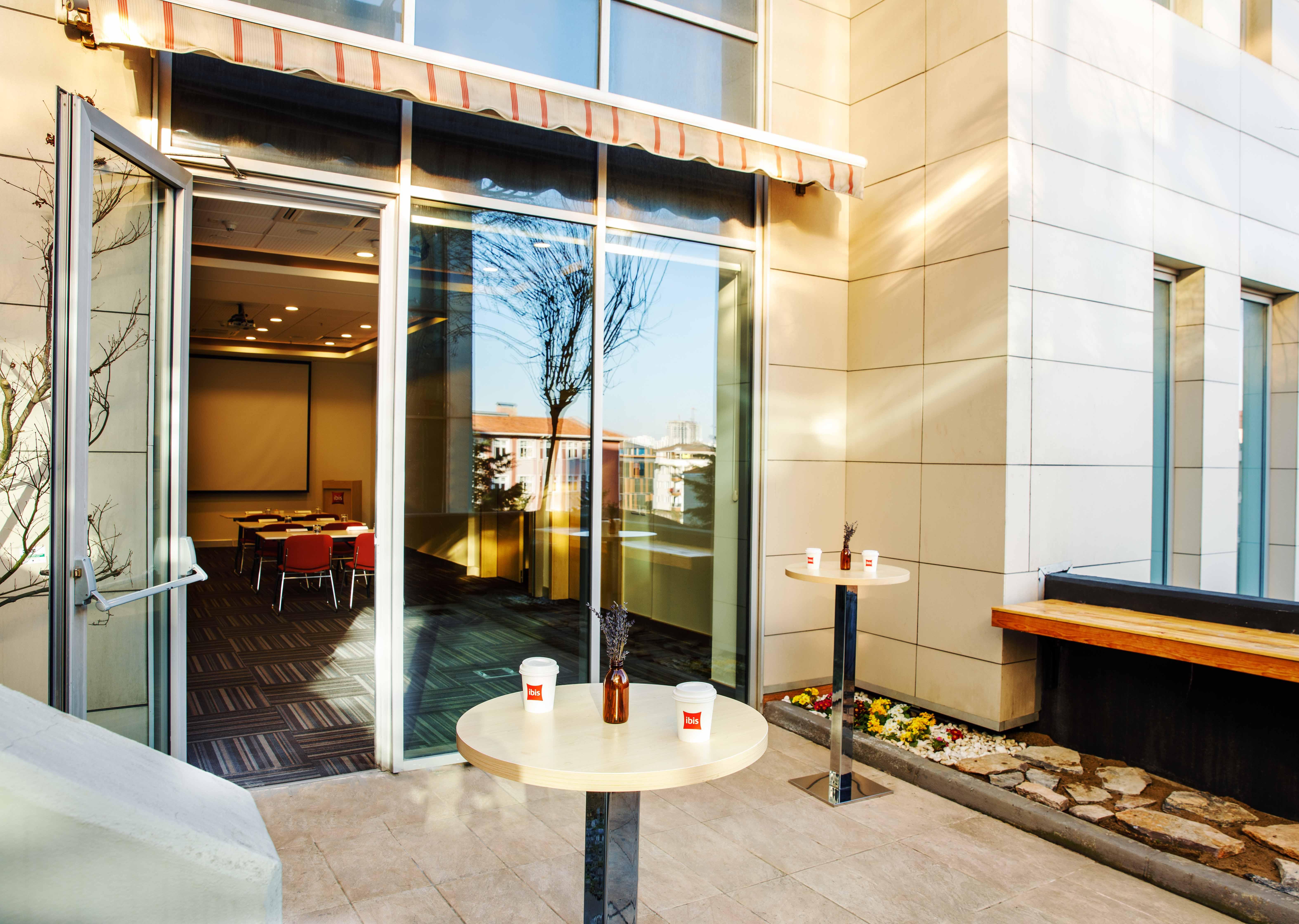 Ibis Istanbul Esenyurt Hotel Exterior photo